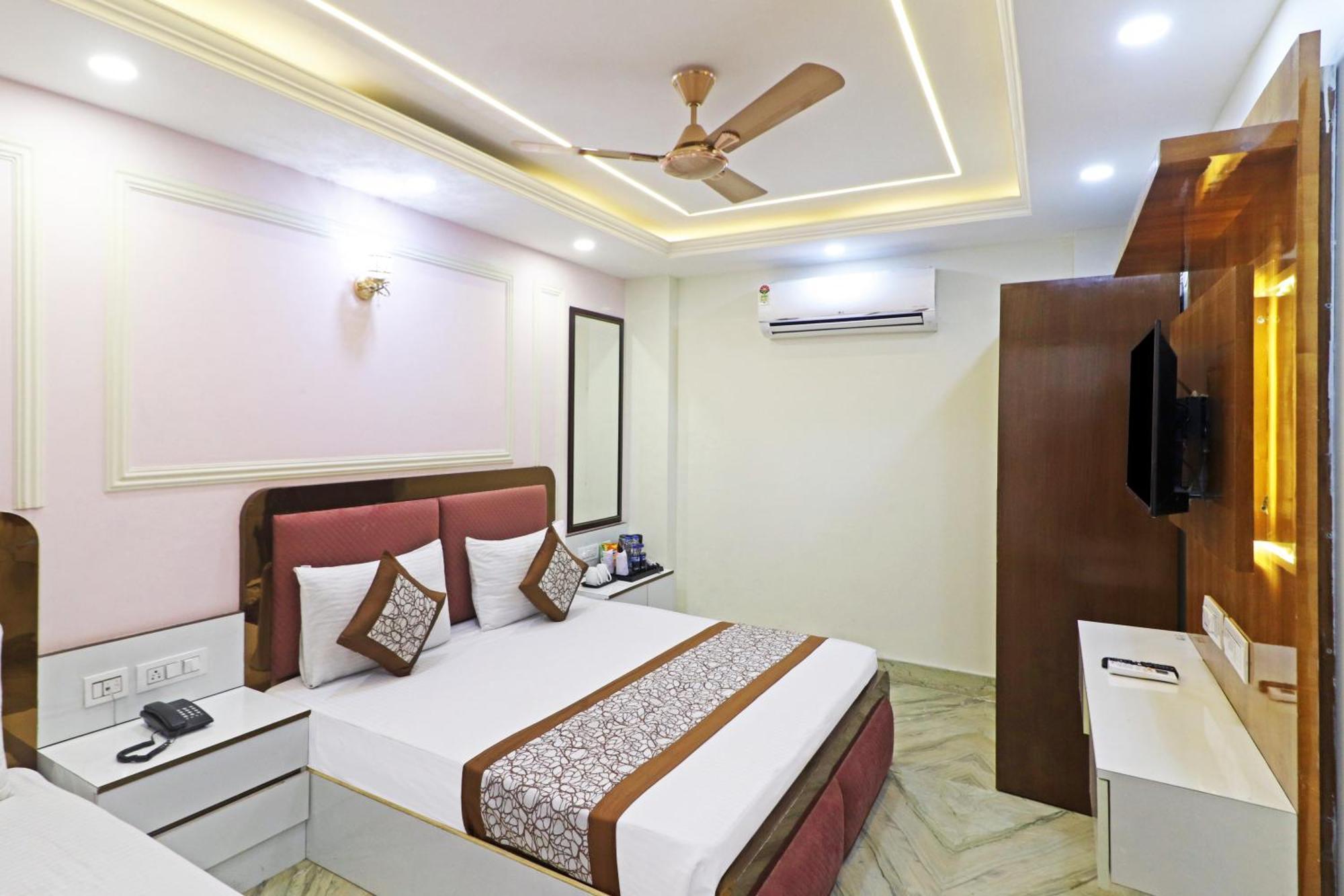 Hotel Samrat Residency 10 Mints Walking Distance Nizamuddin Railway Station New Delhi Ngoại thất bức ảnh
