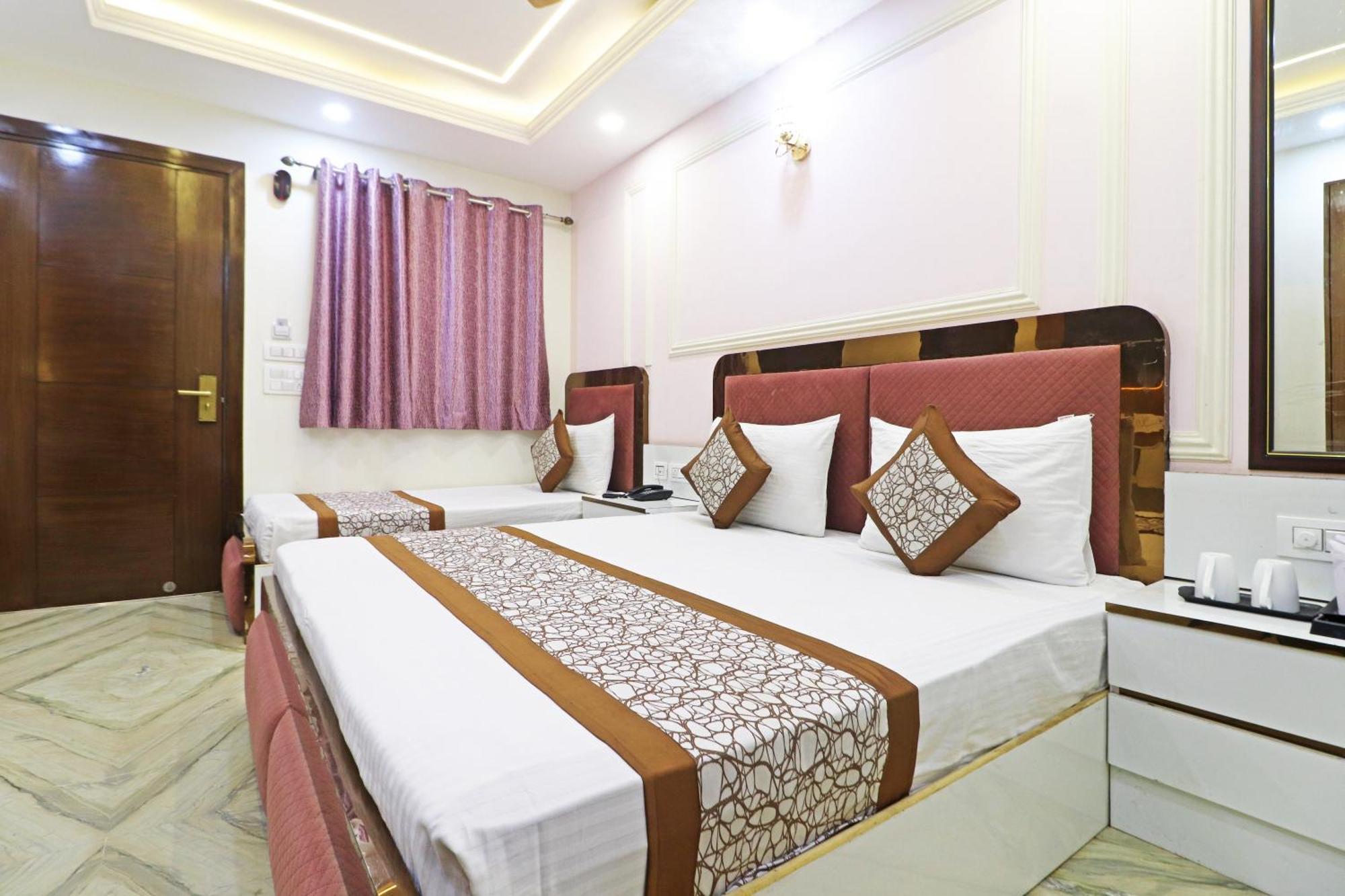 Hotel Samrat Residency 10 Mints Walking Distance Nizamuddin Railway Station New Delhi Ngoại thất bức ảnh