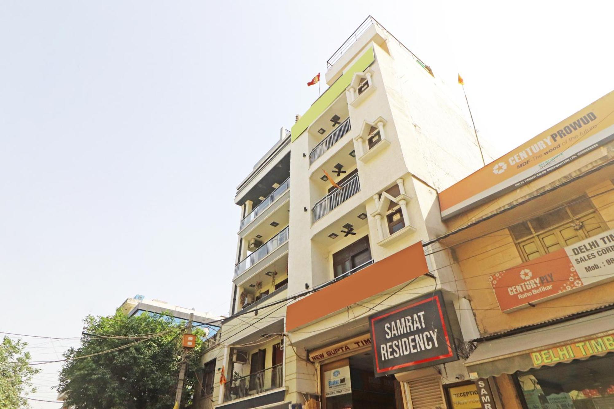 Hotel Samrat Residency 10 Mints Walking Distance Nizamuddin Railway Station New Delhi Ngoại thất bức ảnh