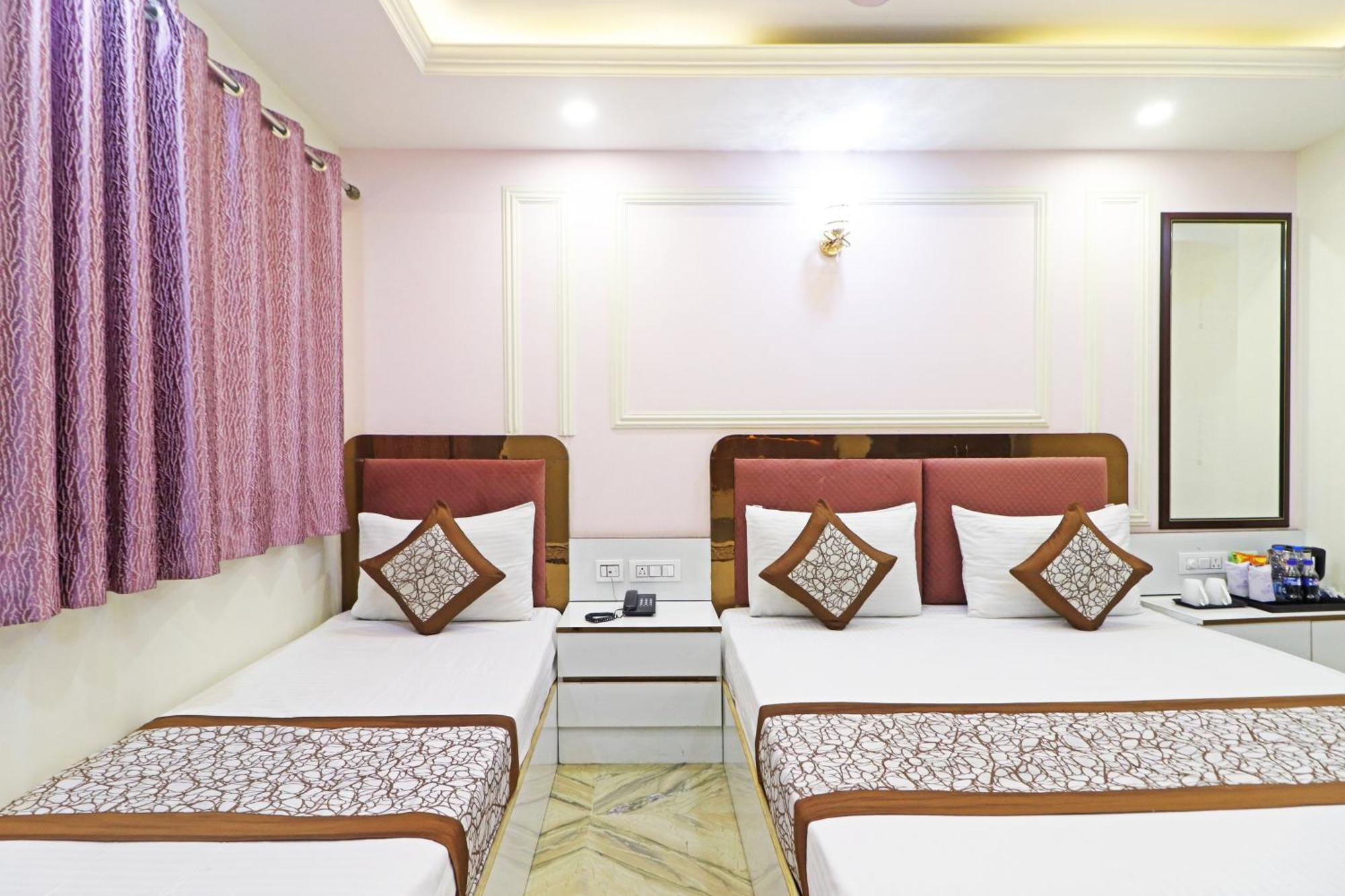 Hotel Samrat Residency 10 Mints Walking Distance Nizamuddin Railway Station New Delhi Ngoại thất bức ảnh