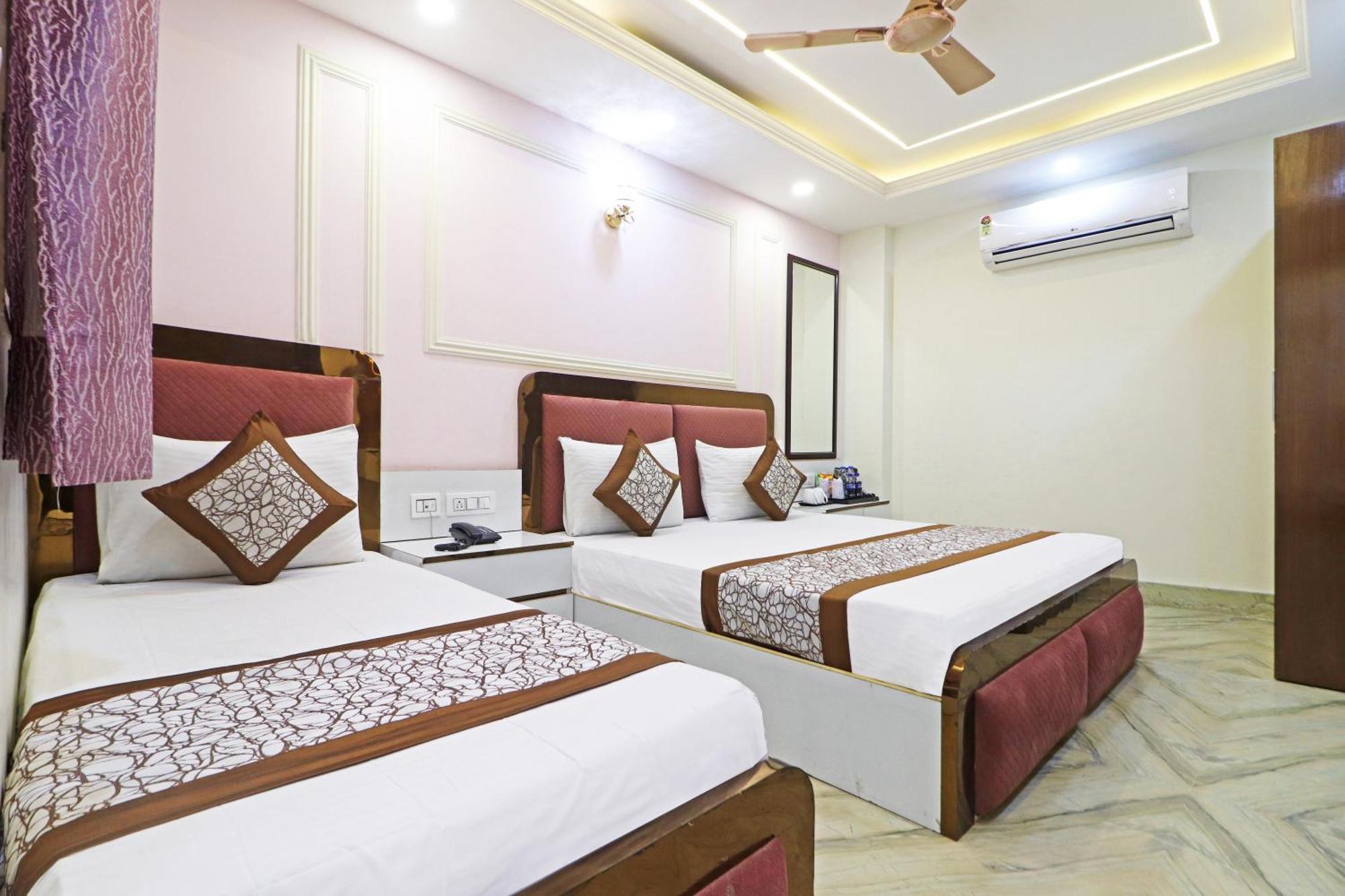 Hotel Samrat Residency 10 Mints Walking Distance Nizamuddin Railway Station New Delhi Ngoại thất bức ảnh