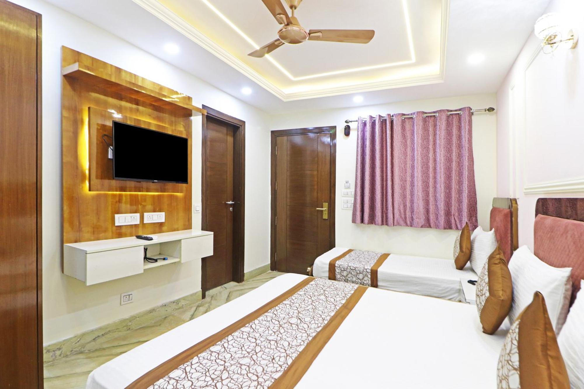 Hotel Samrat Residency 10 Mints Walking Distance Nizamuddin Railway Station New Delhi Ngoại thất bức ảnh