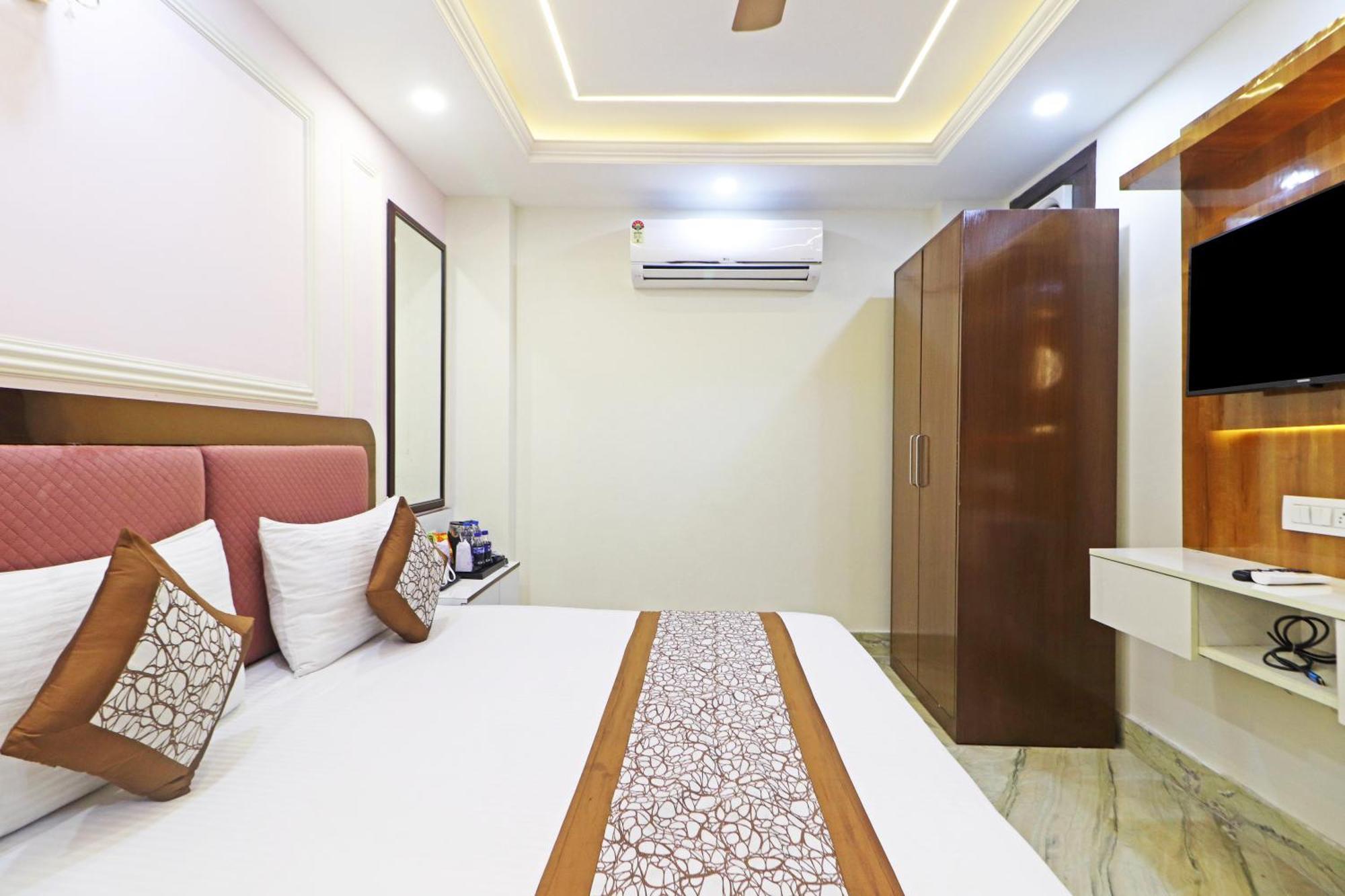 Hotel Samrat Residency 10 Mints Walking Distance Nizamuddin Railway Station New Delhi Ngoại thất bức ảnh