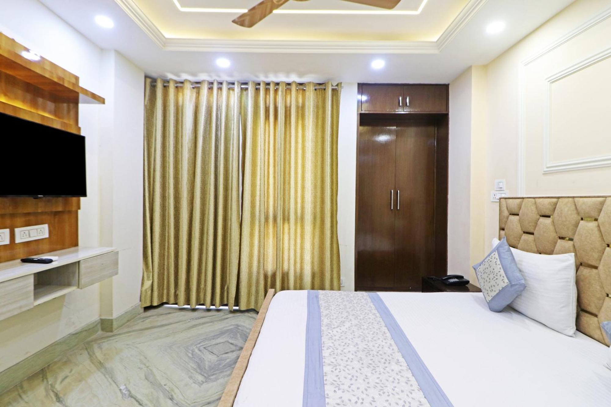 Hotel Samrat Residency 10 Mints Walking Distance Nizamuddin Railway Station New Delhi Ngoại thất bức ảnh